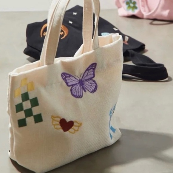 Urban Outfitters Small Tote.  Excellent condition - Picture 3 of 9